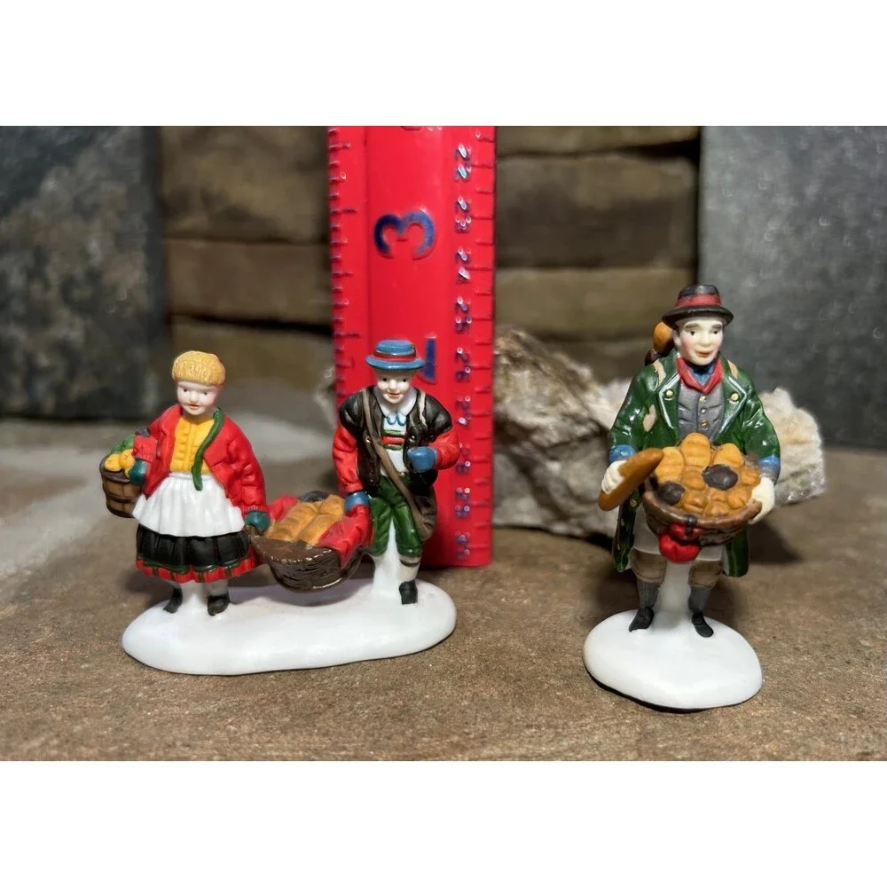 Dept 56 Buying Bakers Bread #5619-7 box